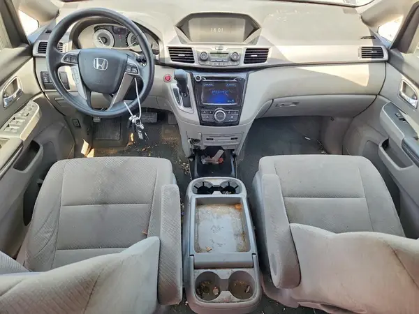 5FNRL5H37GB126524 2016 HONDA ODYSSEY - Image 8