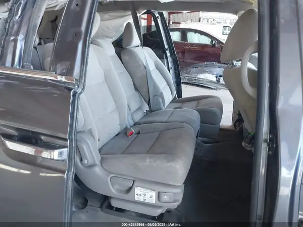 5FNRL5H37GB135529 2016 HONDA ODYSSEY - Image 8