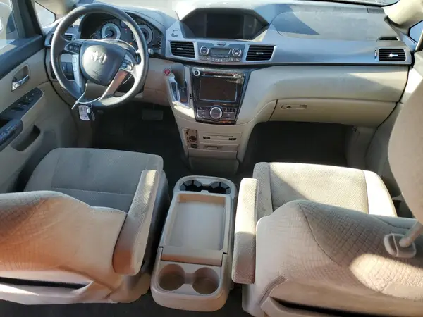 5FNRL5H37GB136650 2016 HONDA ODYSSEY - Image 8