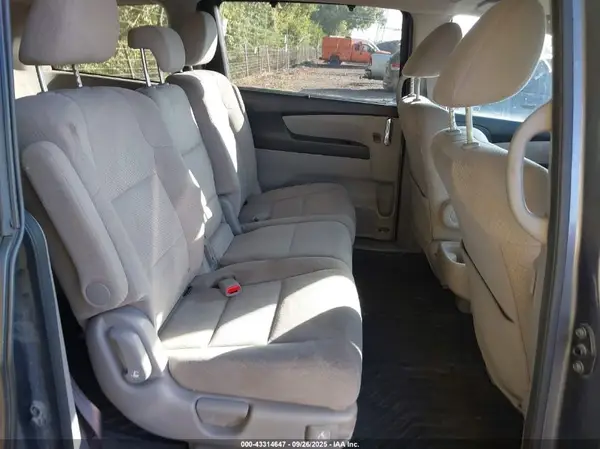 5FNRL5H37GB143789 2016 HONDA ODYSSEY - Image 8