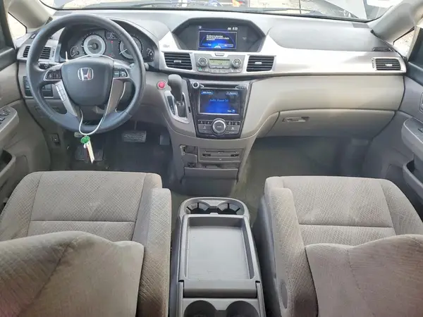 5FNRL5H37HB011407 2017 HONDA ODYSSEY - Image 8
