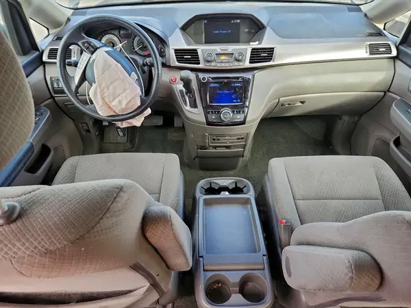 5FNRL5H37HB012833 2017 HONDA ODYSSEY - Image 8