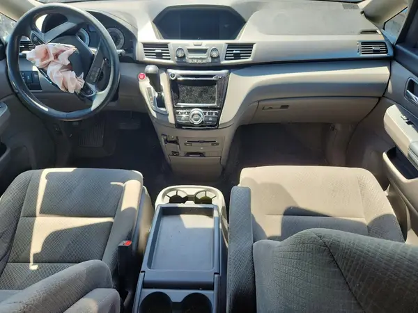 5FNRL5H37HB022858 2017 HONDA ODYSSEY - Image 8