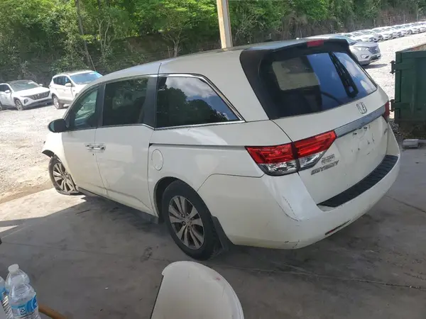 5FNRL5H37HB024027 2017 HONDA ODYSSEY - Image 2