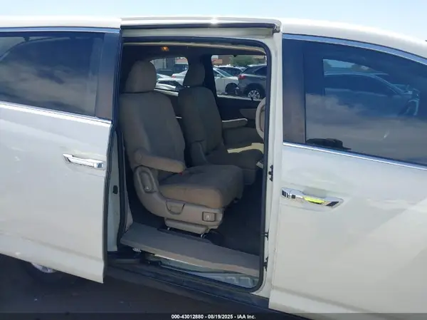 5FNRL5H38GB016503 2016 HONDA ODYSSEY - Image 8