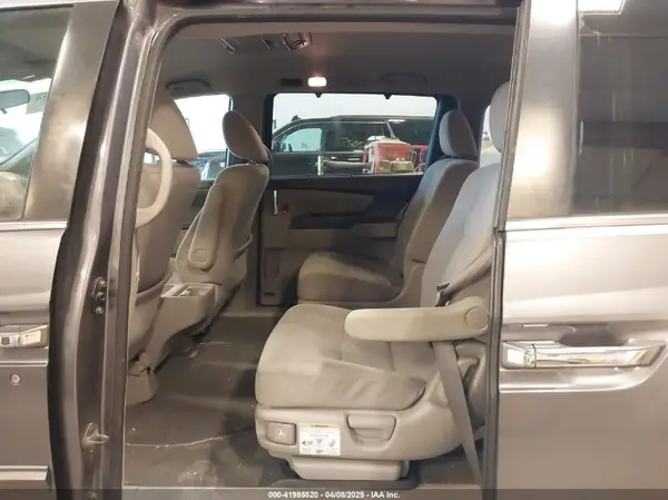 5FNRL5H38GB039652 2016 HONDA ODYSSEY - Image 8