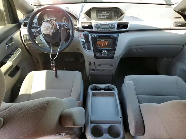 5FNRL5H38GB064857 2016 HONDA ODYSSEY - Image 8