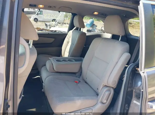 5FNRL5H38GB150038 2016 HONDA ODYSSEY - Image 8