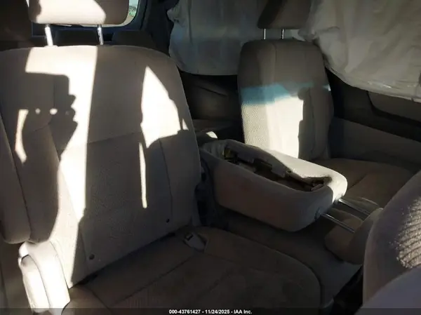5FNRL5H38GB157829 2016 HONDA ODYSSEY - Image 8