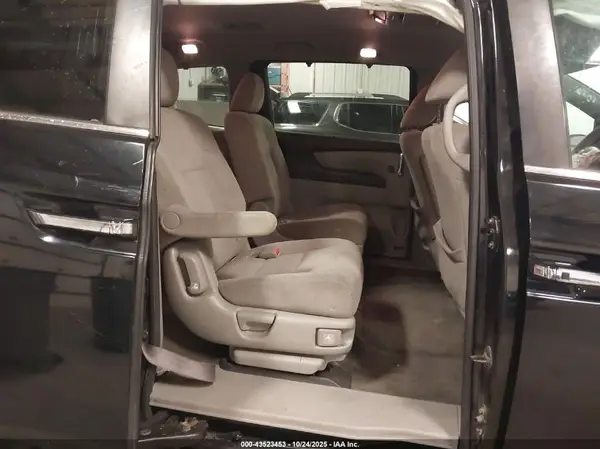 5FNRL5H38GB166627 2016 HONDA ODYSSEY - Image 8