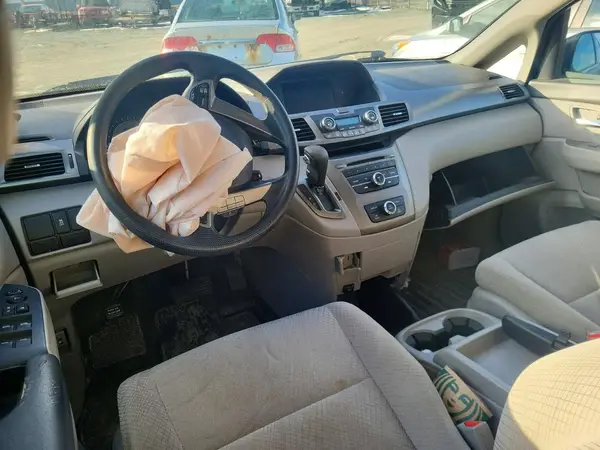 5FNRL5H38GB512756 2016 HONDA ODYSSEY - Image 8