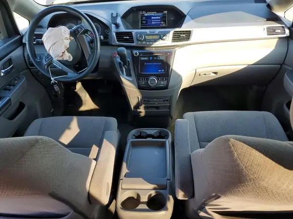 5FNRL5H38HB002330 2017 HONDA ODYSSEY - Image 8