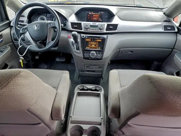 5FNRL5H38HB007057 2017 HONDA ODYSSEY - Image 8