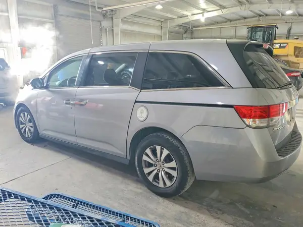 5FNRL5H38HB020925 2017 HONDA ODYSSEY - Image 2