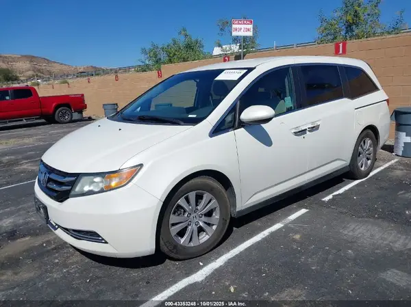 5FNRL5H38HB023985 2017 HONDA ODYSSEY - Image 2