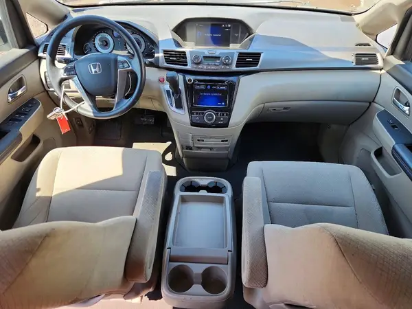 5FNRL5H38HB024005 2017 HONDA ODYSSEY - Image 8