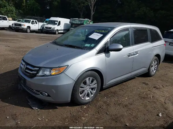 5FNRL5H38HB026269 2017 HONDA ODYSSEY - Image 2