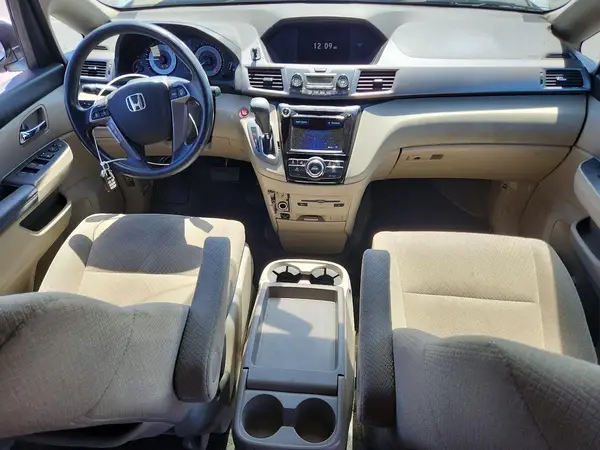5FNRL5H39GB018115 2016 HONDA ODYSSEY - Image 8