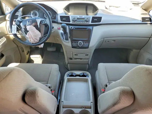 5FNRL5H39GB070683 2016 HONDA ODYSSEY - Image 8