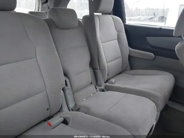 5FNRL5H39GB077763 2016 HONDA ODYSSEY - Image 8