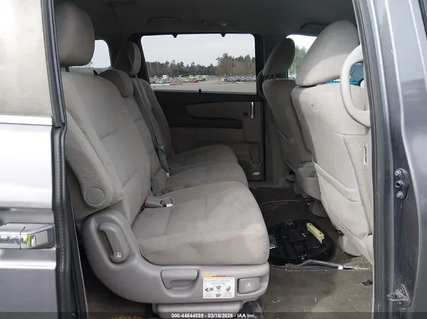 5FNRL5H39GB131076 2016 HONDA ODYSSEY - Image 8
