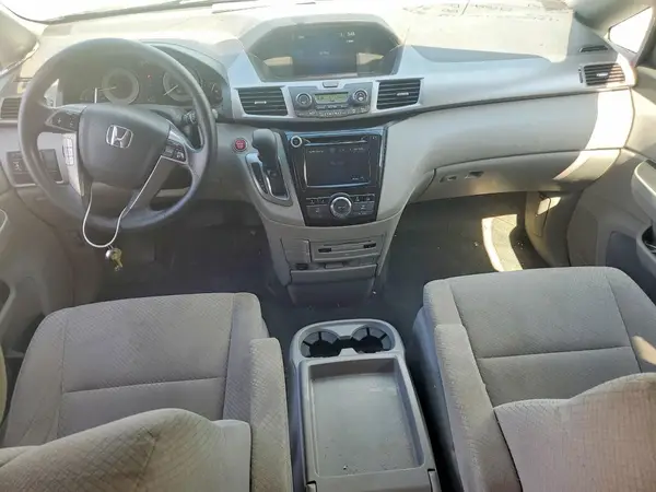 5FNRL5H39GB138867 2016 HONDA ODYSSEY - Image 8