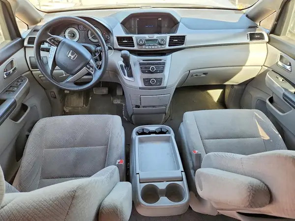 5FNRL5H39GB509025 2016 HONDA ODYSSEY - Image 8