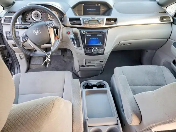 5FNRL5H39HB009786 2017 HONDA ODYSSEY - Image 8