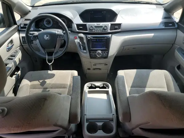 5FNRL5H39HB016589 2017 HONDA ODYSSEY - Image 8