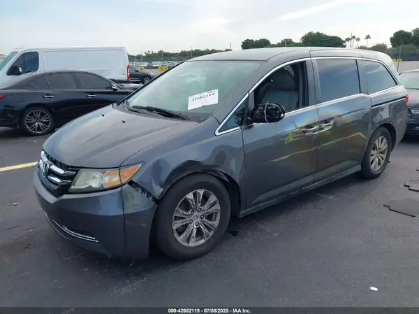 5FNRL5H39HB025048 2017 HONDA ODYSSEY - Image 2