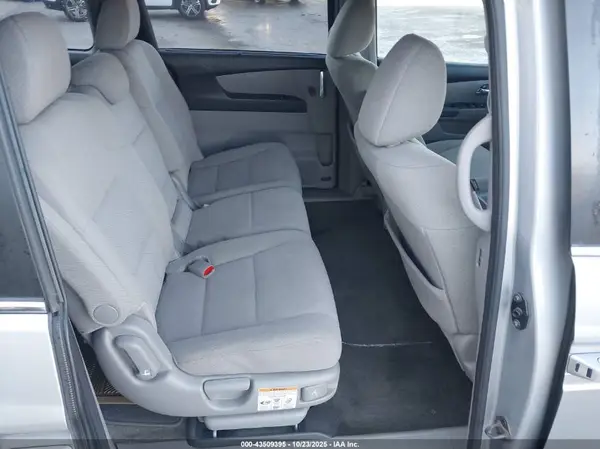 5FNRL5H3XGB006782 2016 HONDA ODYSSEY - Image 8