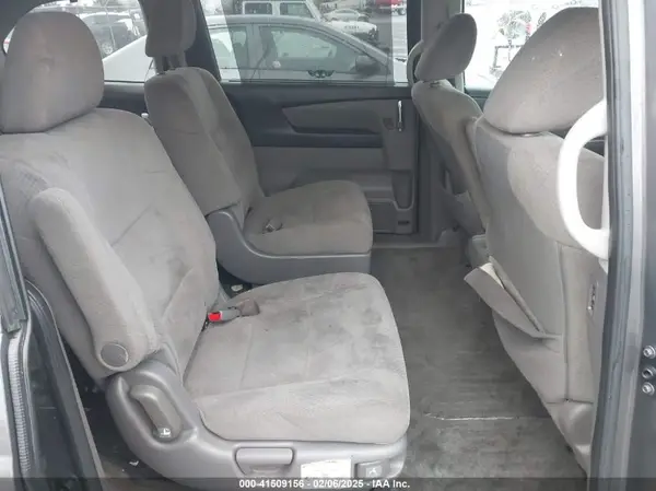 5FNRL5H3XGB008869 2016 HONDA ODYSSEY - Image 8