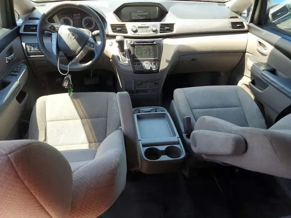 5FNRL5H3XGB016440 2016 HONDA ODYSSEY - Image 8