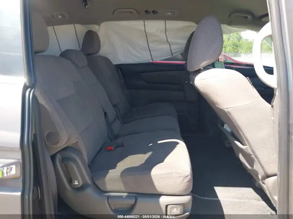 5FNRL5H3XGB082051 2016 HONDA ODYSSEY - Image 8