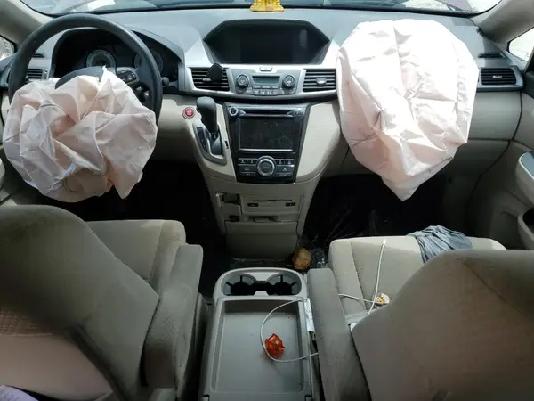 5FNRL5H3XGB085497 2016 HONDA ODYSSEY - Image 8