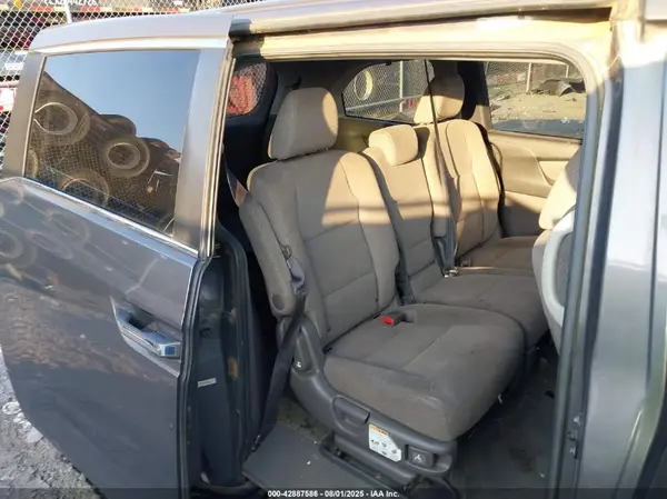 5FNRL5H3XGB090117 2016 HONDA ODYSSEY - Image 8