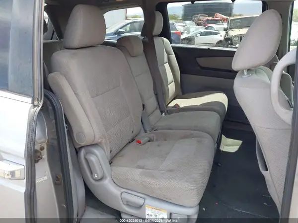 5FNRL5H3XGB109720 2016 HONDA ODYSSEY - Image 8
