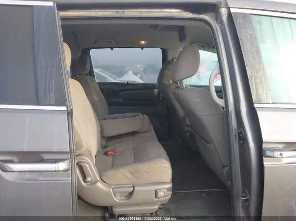 5FNRL5H3XGB129384 2016 HONDA ODYSSEY - Image 8