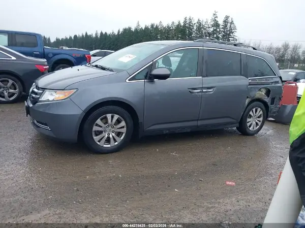 5FNRL5H3XGB143771 2016 HONDA ODYSSEY - Image 2