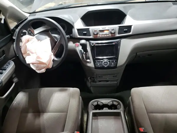 5FNRL5H3XGB152986 2016 HONDA ODYSSEY - Image 8