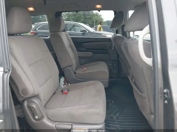 5FNRL5H3XGB155113 2016 HONDA ODYSSEY - Image 8