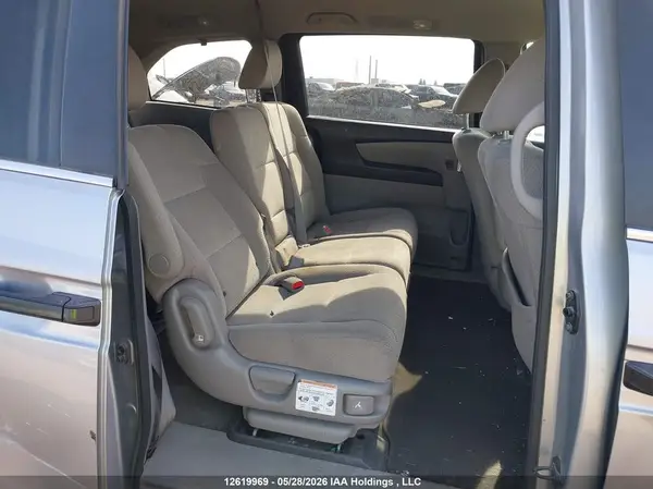 5FNRL5H3XGB504092 2016 HONDA ODYSSEY - Image 8