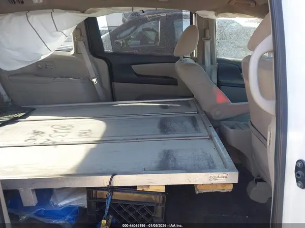 5FNRL5H3XHB010560 2017 HONDA ODYSSEY - Image 8