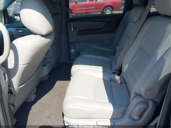 5FNRL5H3XHB016438 2017 HONDA ODYSSEY - Image 8