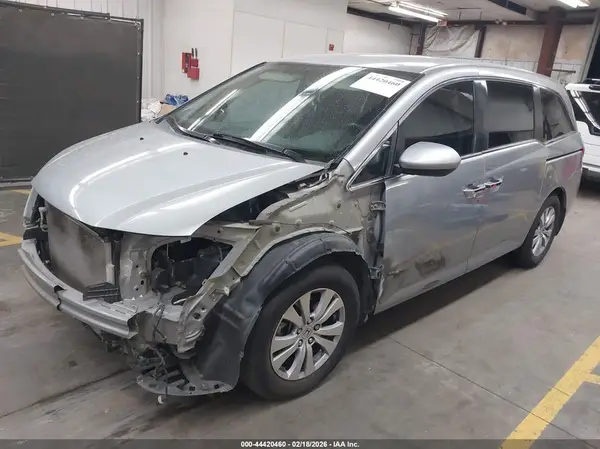 5FNRL5H40GB008811 2016 HONDA ODYSSEY - Image 2