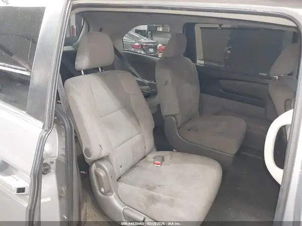 5FNRL5H40GB008811 2016 HONDA ODYSSEY - Image 8