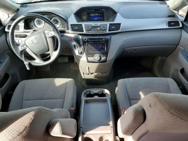 5FNRL5H40GB089261 2016 HONDA ODYSSEY - Image 8