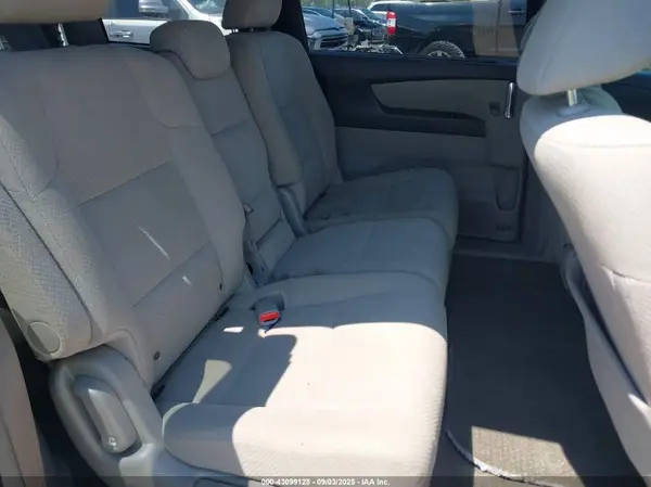 5FNRL5H40GB125997 2016 HONDA ODYSSEY - Image 8