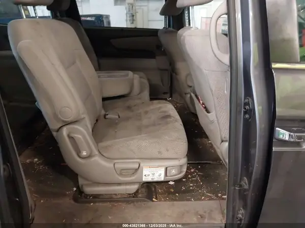 5FNRL5H40GB168865 2016 HONDA ODYSSEY - Image 8