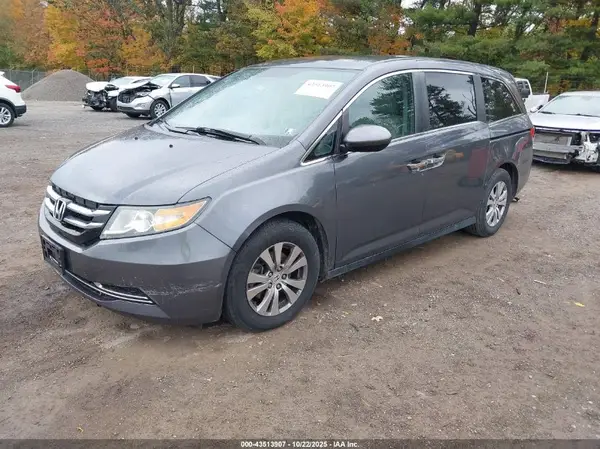 5FNRL5H40HB003772 2017 HONDA ODYSSEY - Image 2